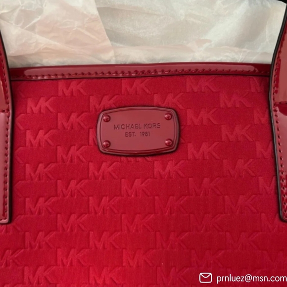 Michael Kors Emry Large Neoprene Fabric Shoulder Bag - Picture 7 of 12